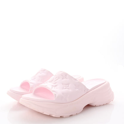 Louis Vuitton Rubber Monogram Embossed Pool 55 Flat Comfort Mule 39 Rose Clair 4 of 11