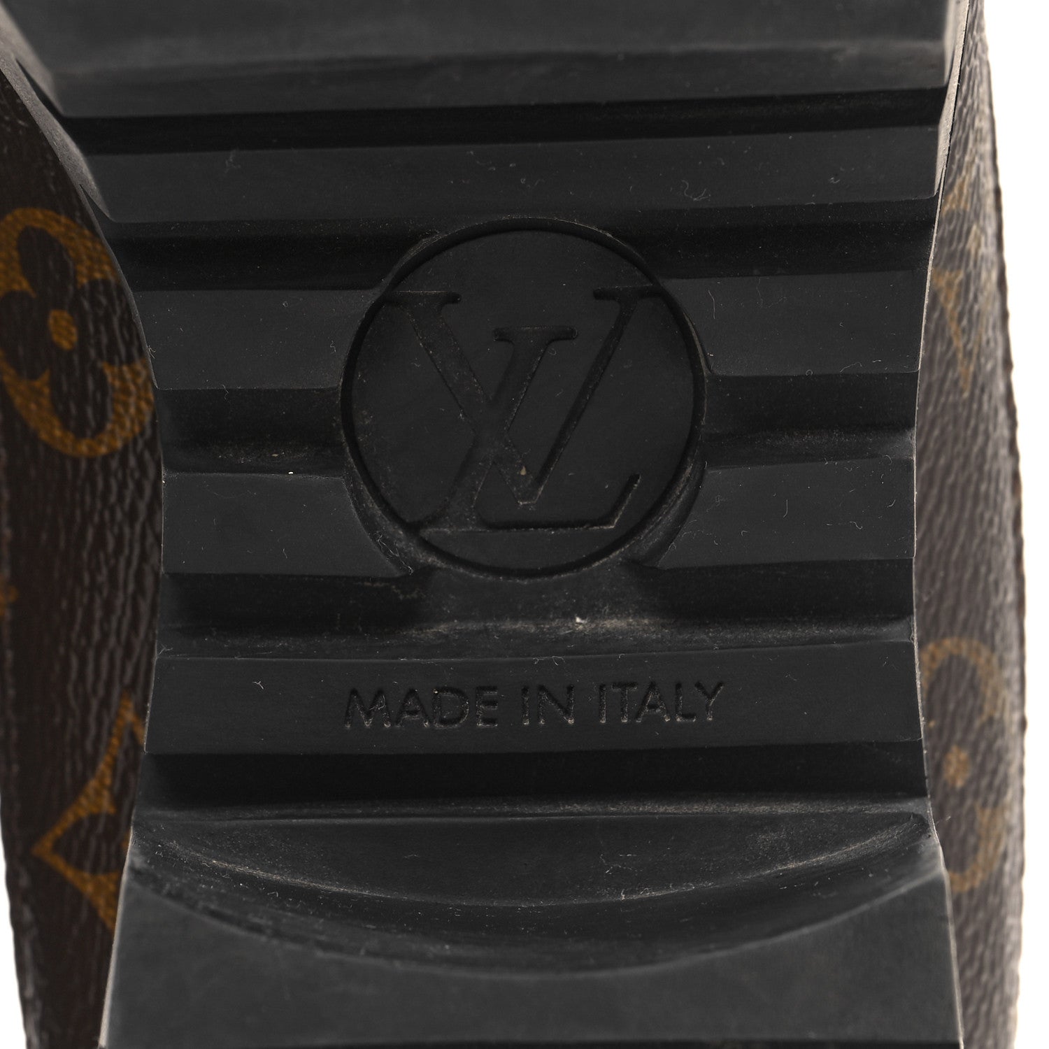 Louis Vuitton Suede Calfskin Monogram Laureate Platform Desert Boots 38.5 Black 8 of 8