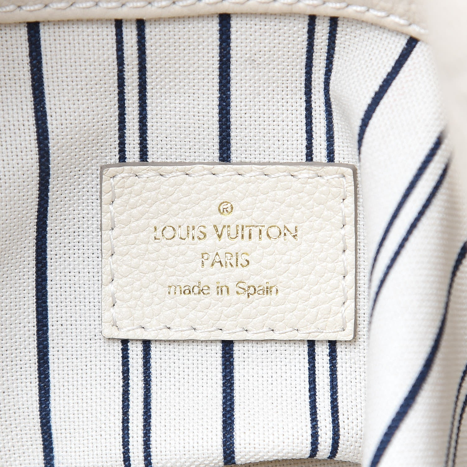 Louis Vuitton Empreinte Artsy MM Neige 6 of 10