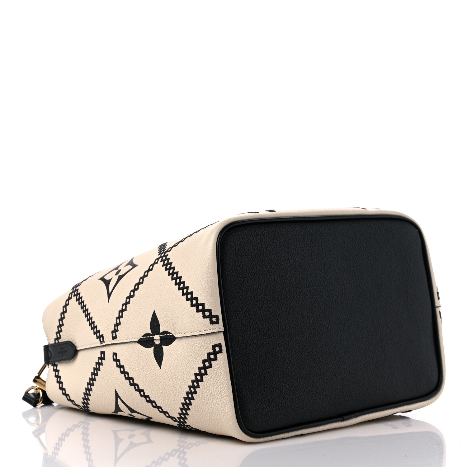 Louis Vuitton Empreinte Monogram Giant Broderies Neonoe MM Cream Black 5 of 11