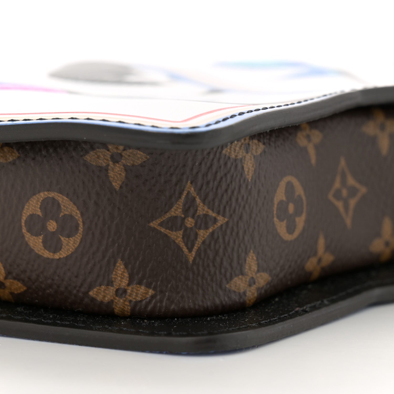 Louis Vuitton Game On Pochette Cartes Clutch 9 of 11