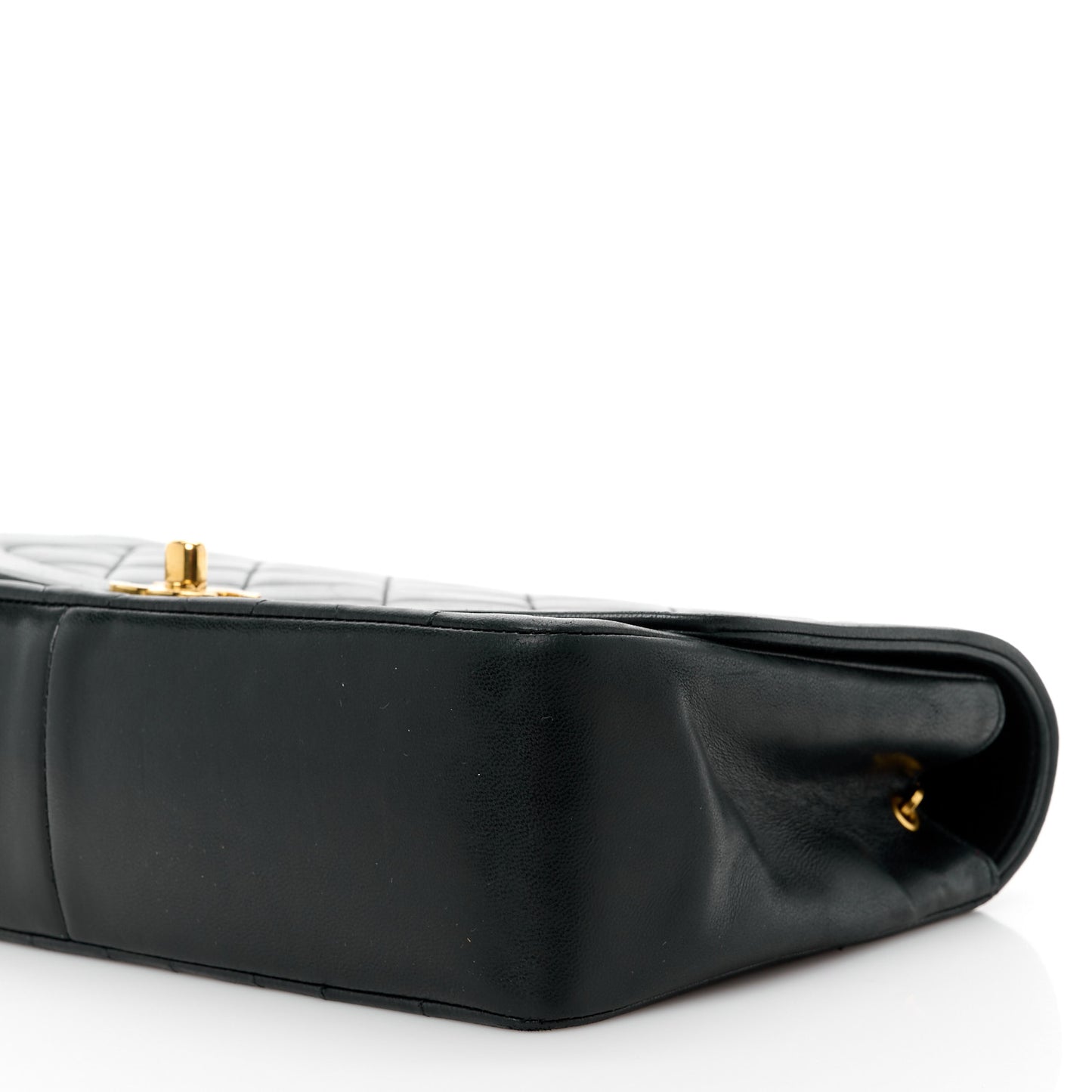 Lambskin Quilted Medium Single Flap Black