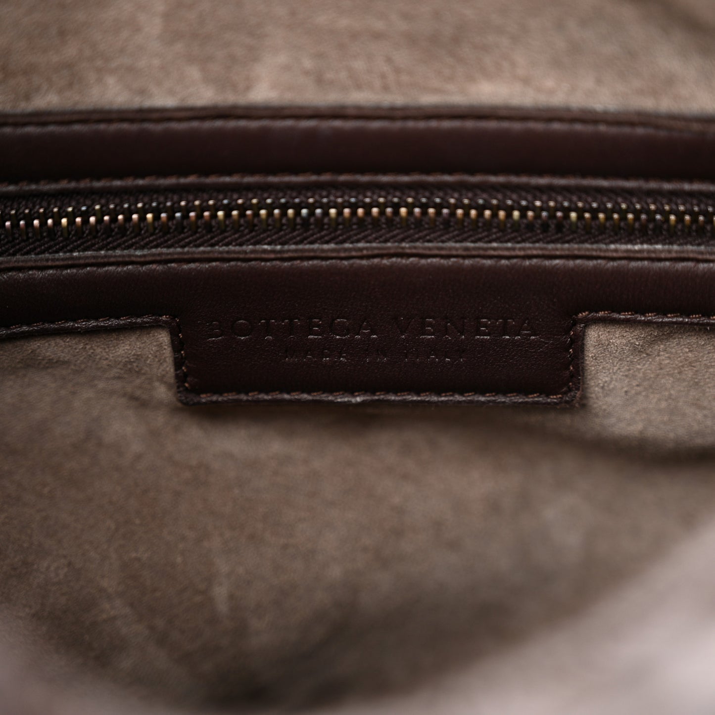 Nappa Intrecciato Medium Belly Veneta Hobo Ebano