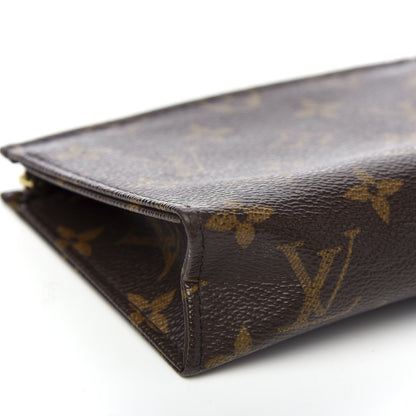 Louis Vuitton Monogram Toiletry Pouch 15 6 of 8
