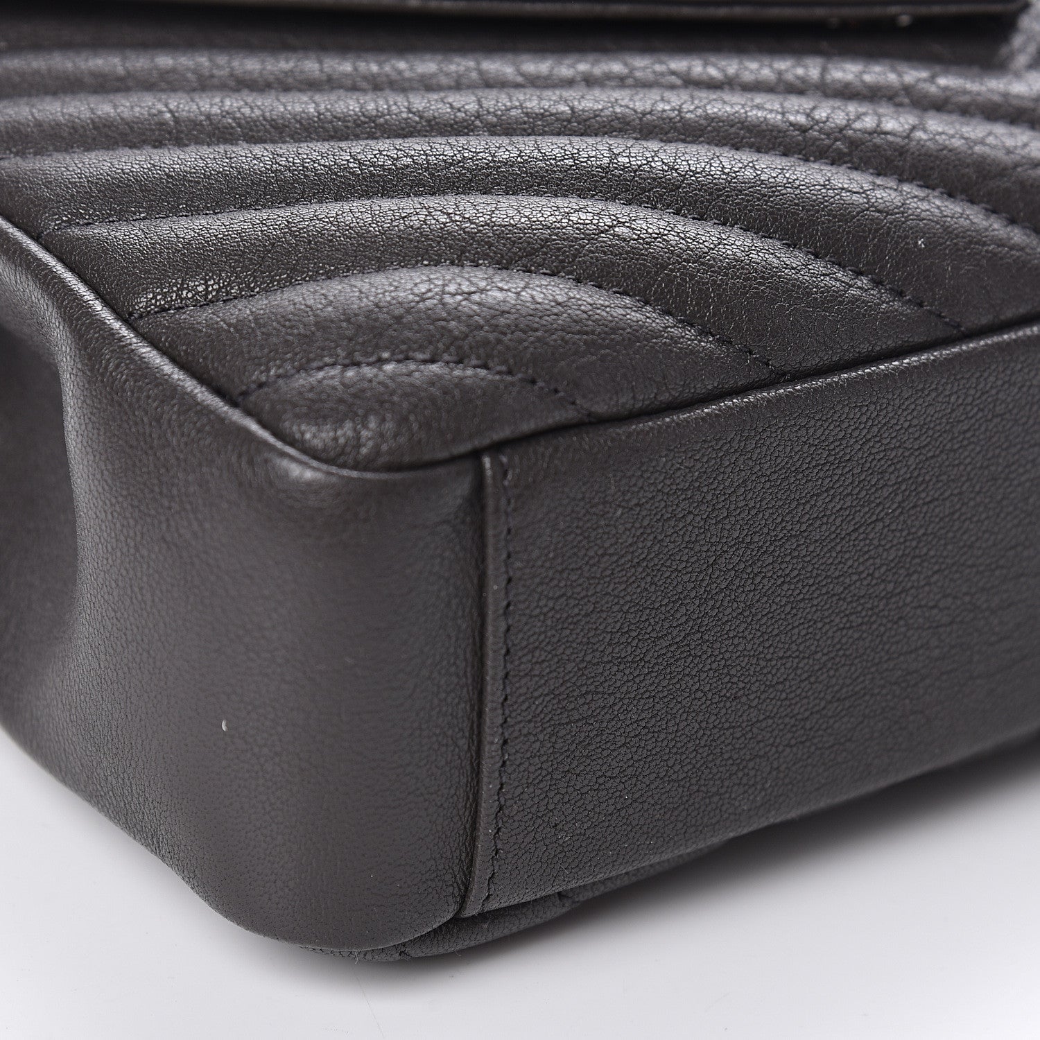 Saint Laurent Sheepskin Matelasse Chevron Monogram Medium College Bag Asphalt 9 of 10