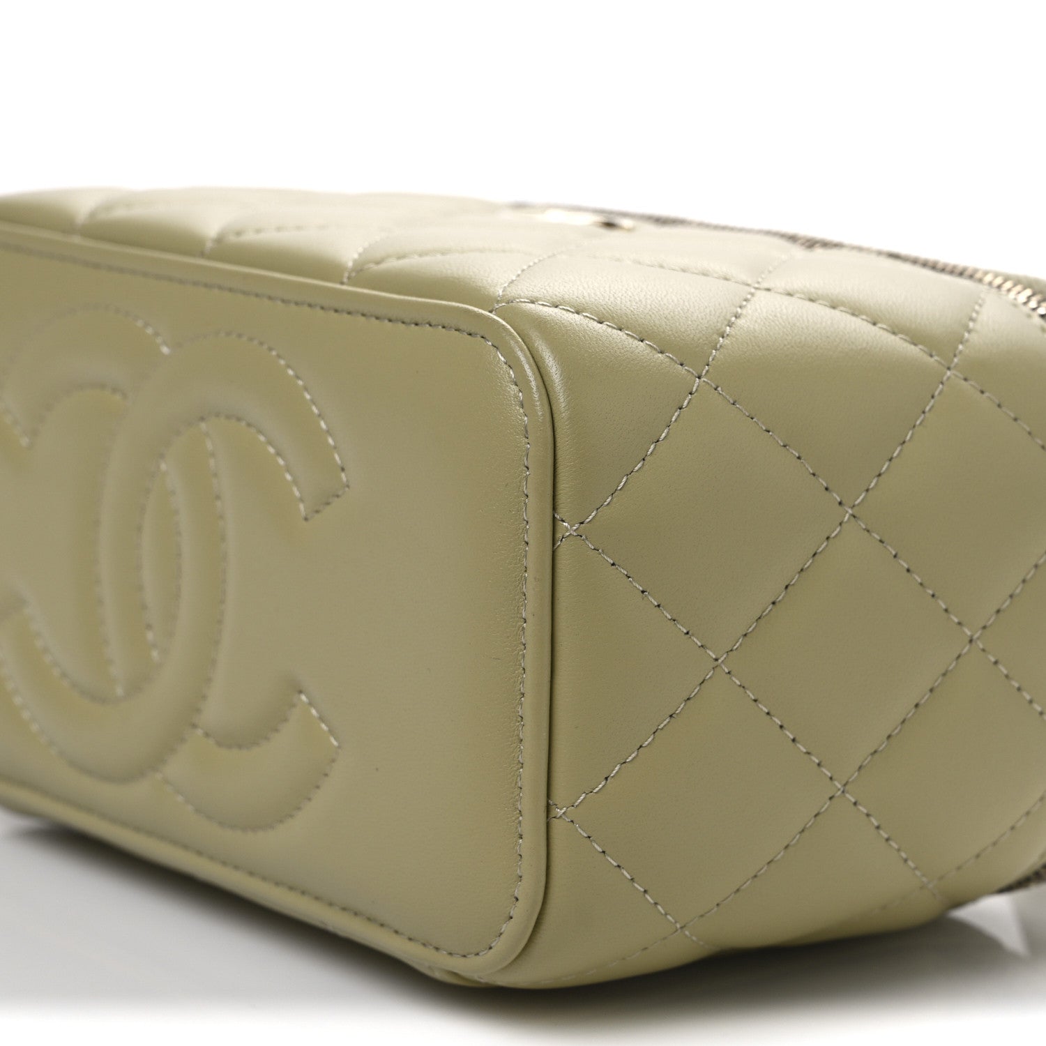 Chanel Lambskin Quilted Small Top Handle Vanity Case With Chain Light Green 10 of 10