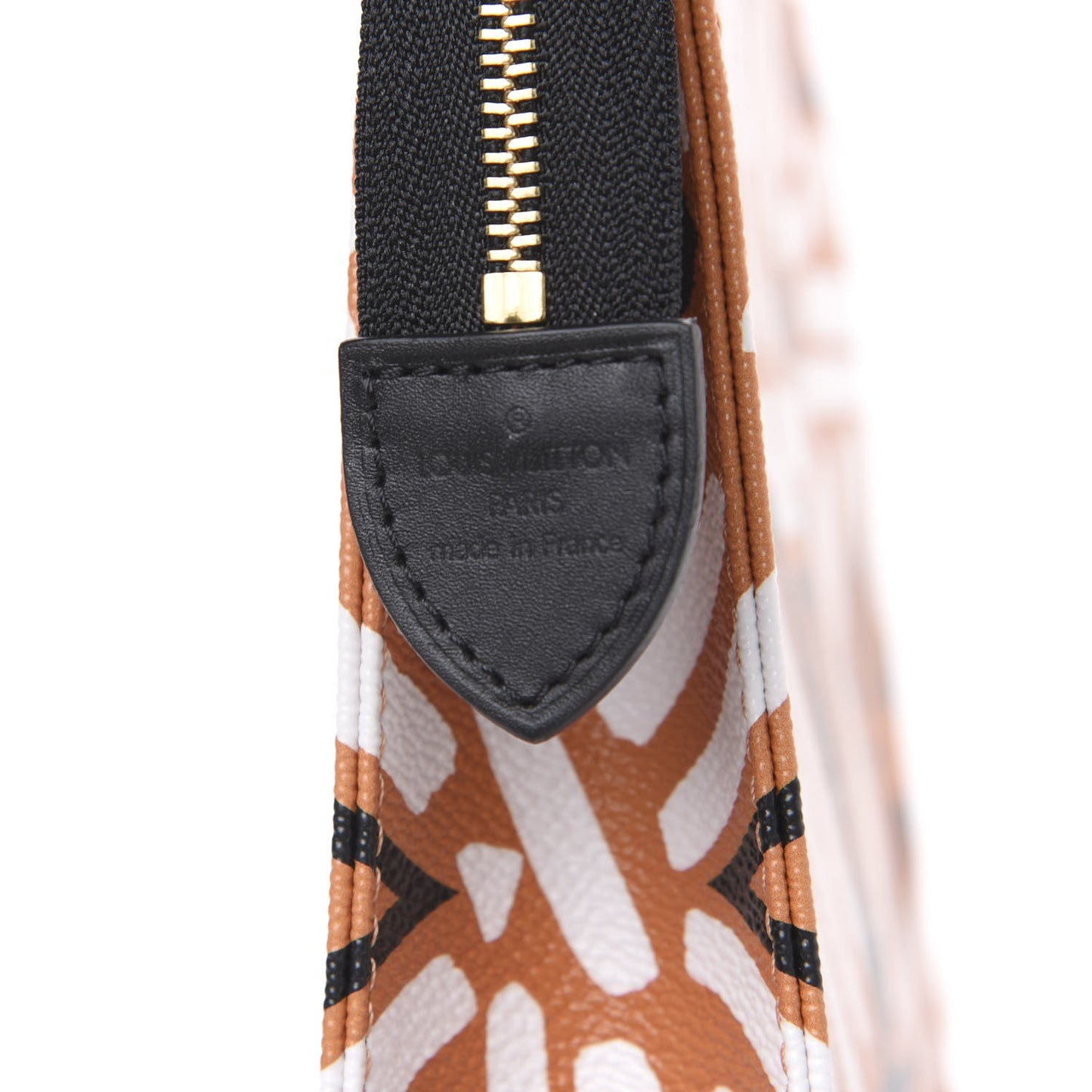 Monogram Giant Crafty Pochette Toiletry 26 Creme Caramel