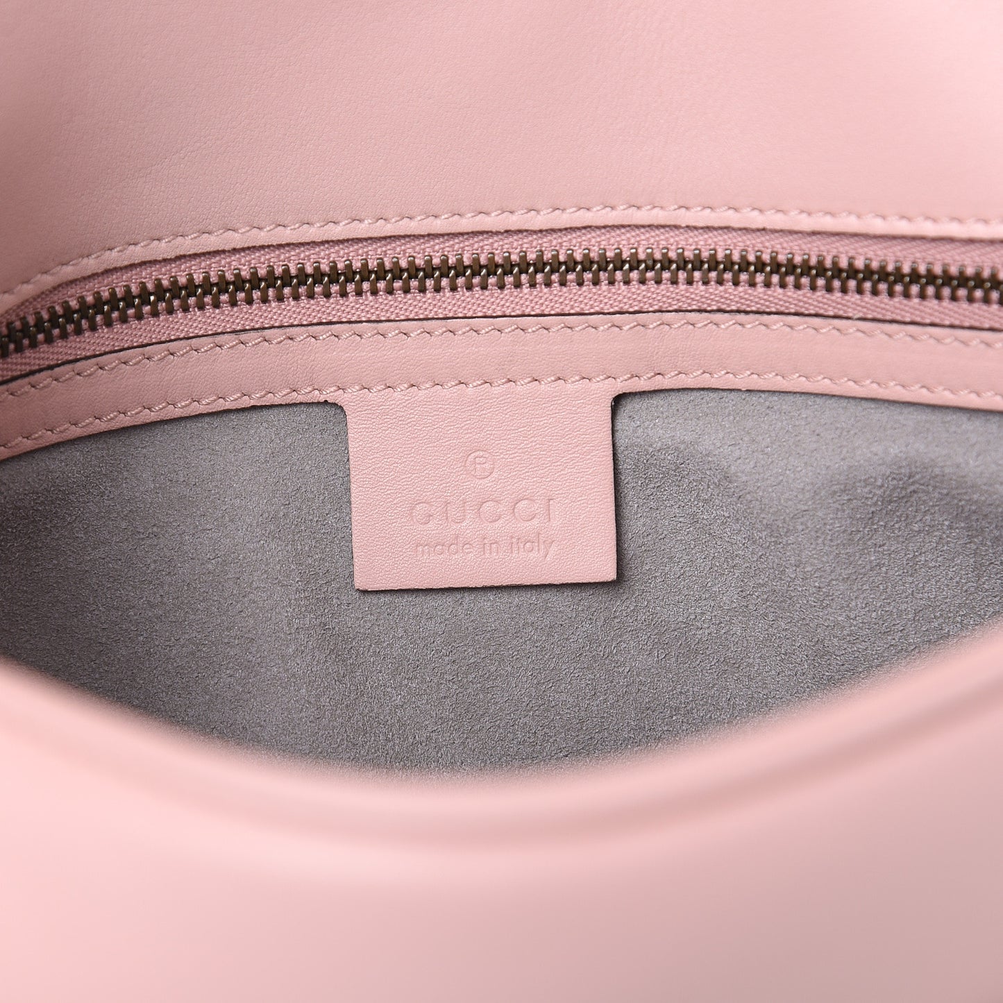Calfskin Matelasse Small GG Marmont Shoulder Bag Perfect Pink