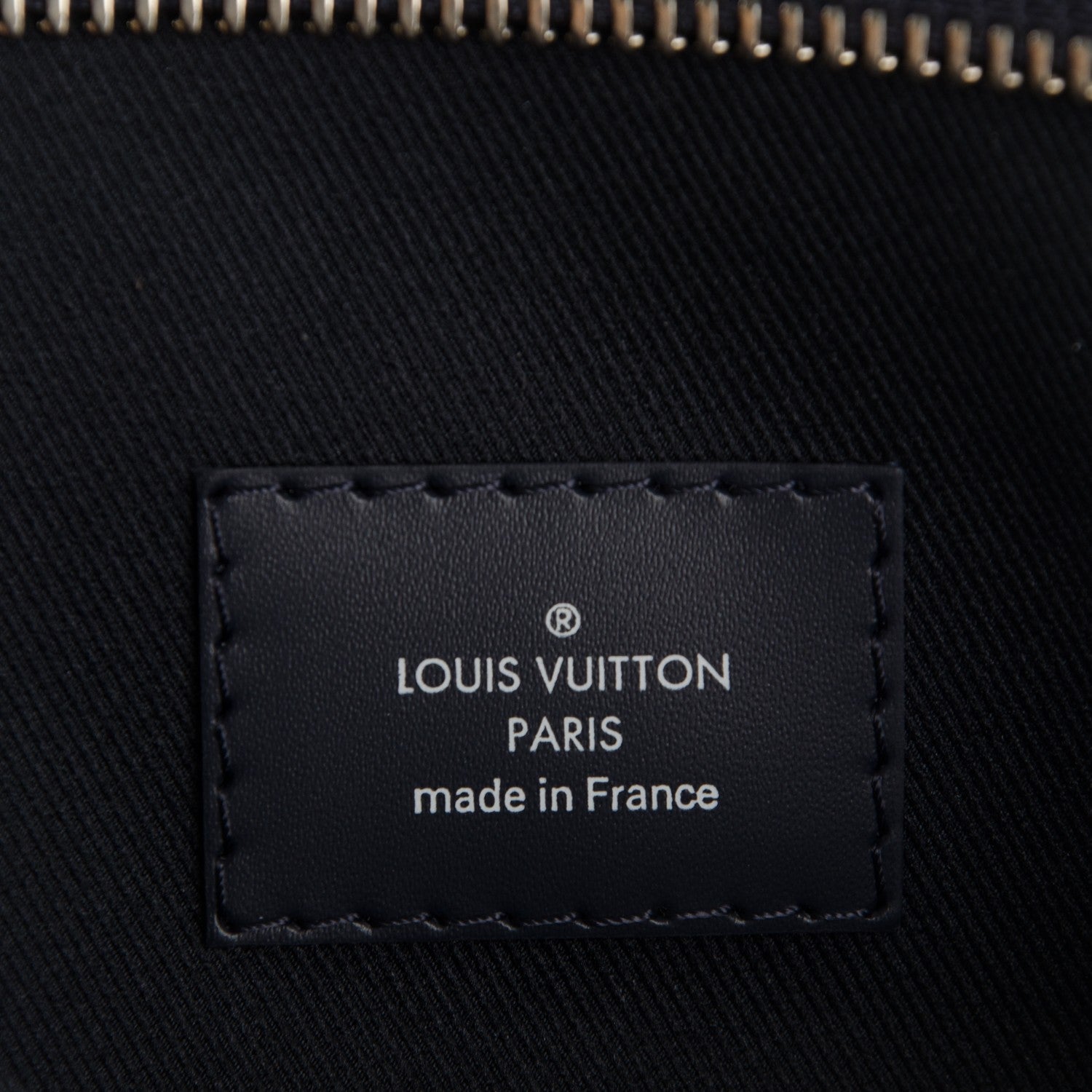 Louis Vuitton Damier Azur Latitude America's Cup Pochette Voyage MM Autres Toiles 6 of 7
