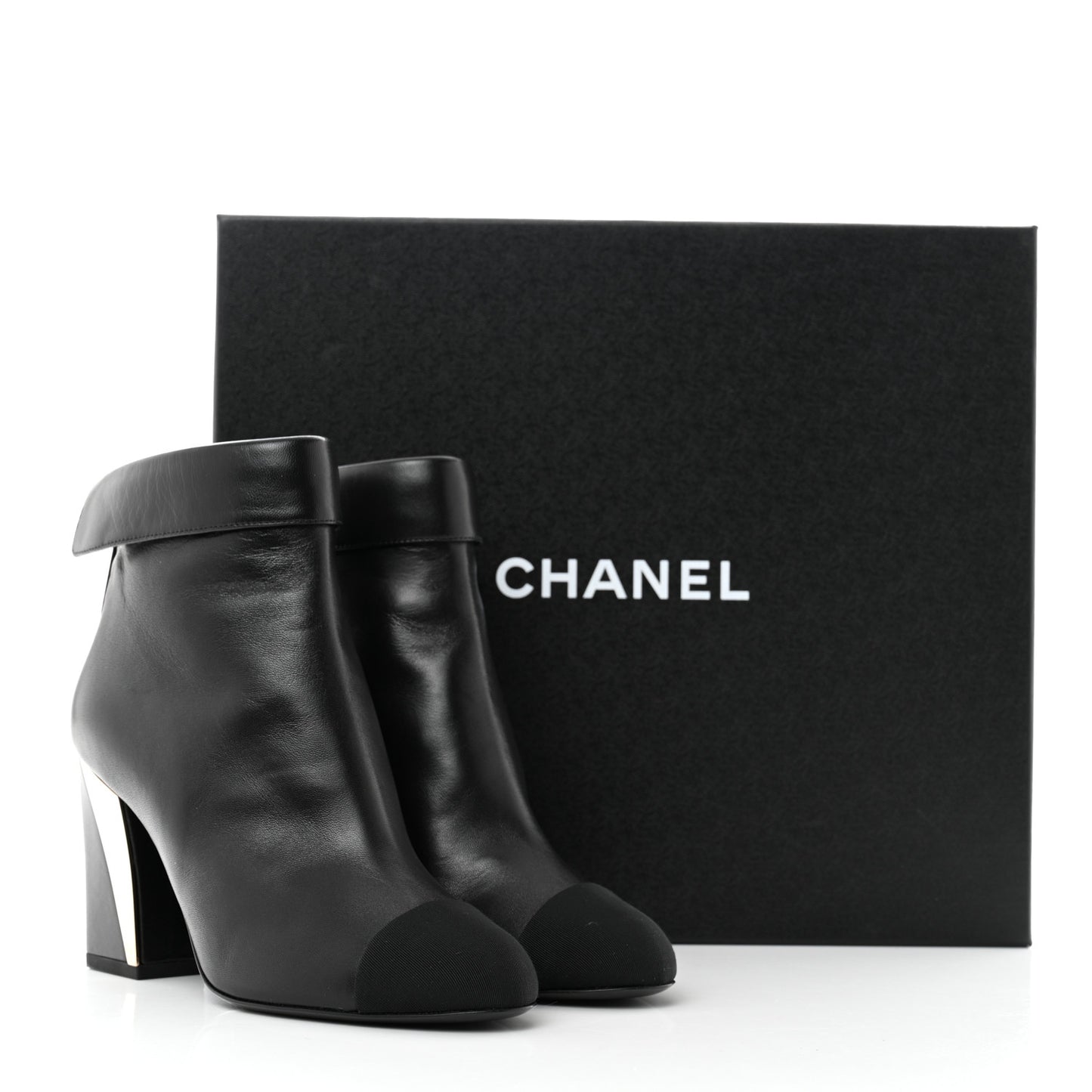 Lambskin Grosgrain Triangle & Collar 90 Ankle Boots 35 Black