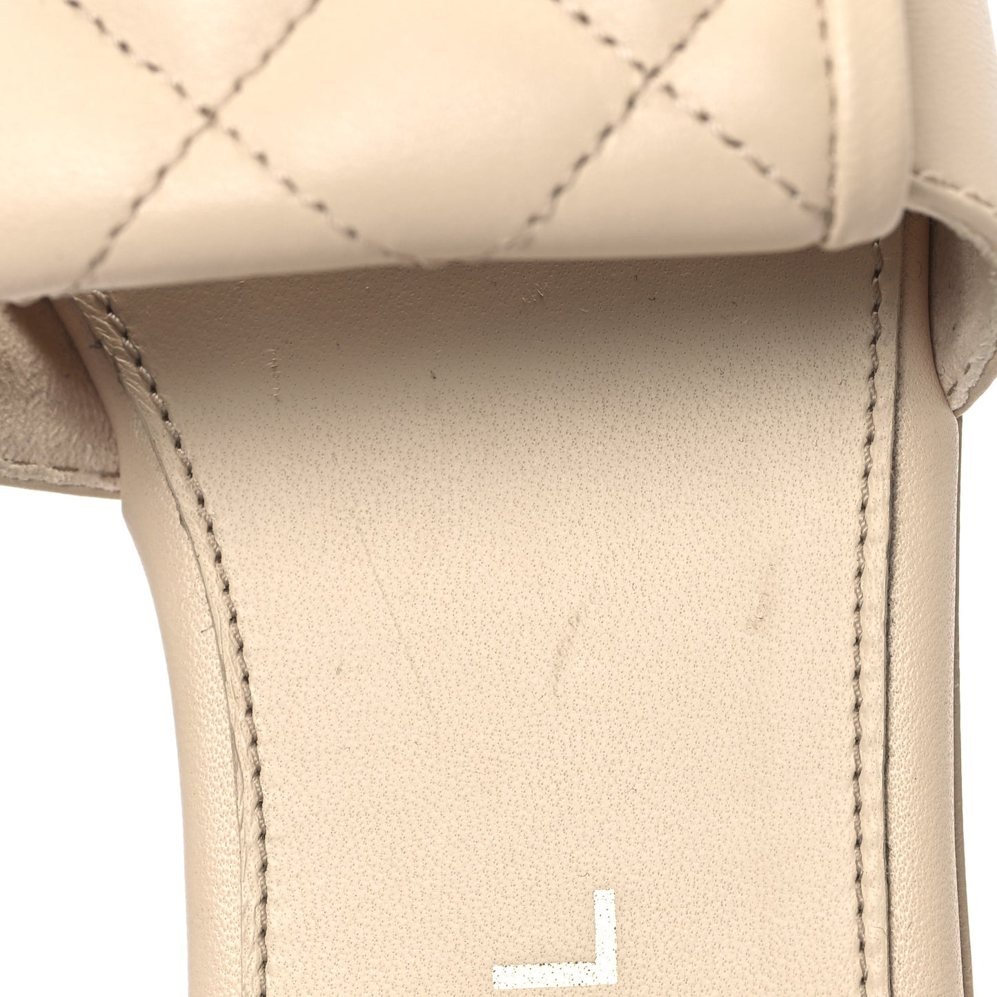 Lambskin Quilted Turnlock Flat Mules 37 Light Beige