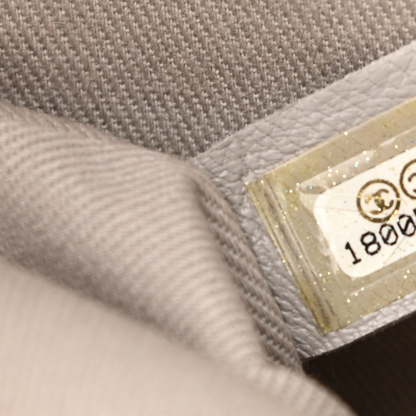 Caviar Quilted Jumbo Easy Flap Dark White