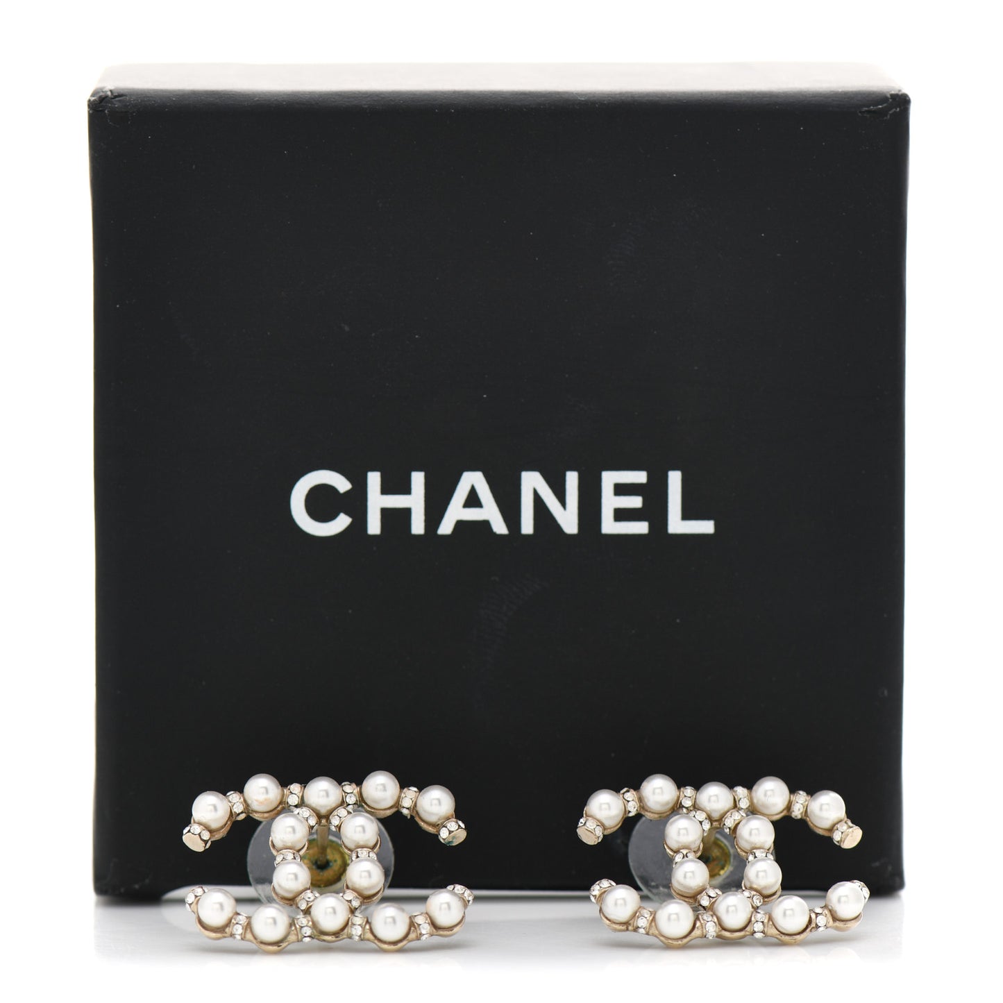 Pearl Crystal Nefertiti CC Earrings Gold