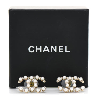Chanel Pearl Crystal Nefertiti CC Earrings Gold 5 of 5