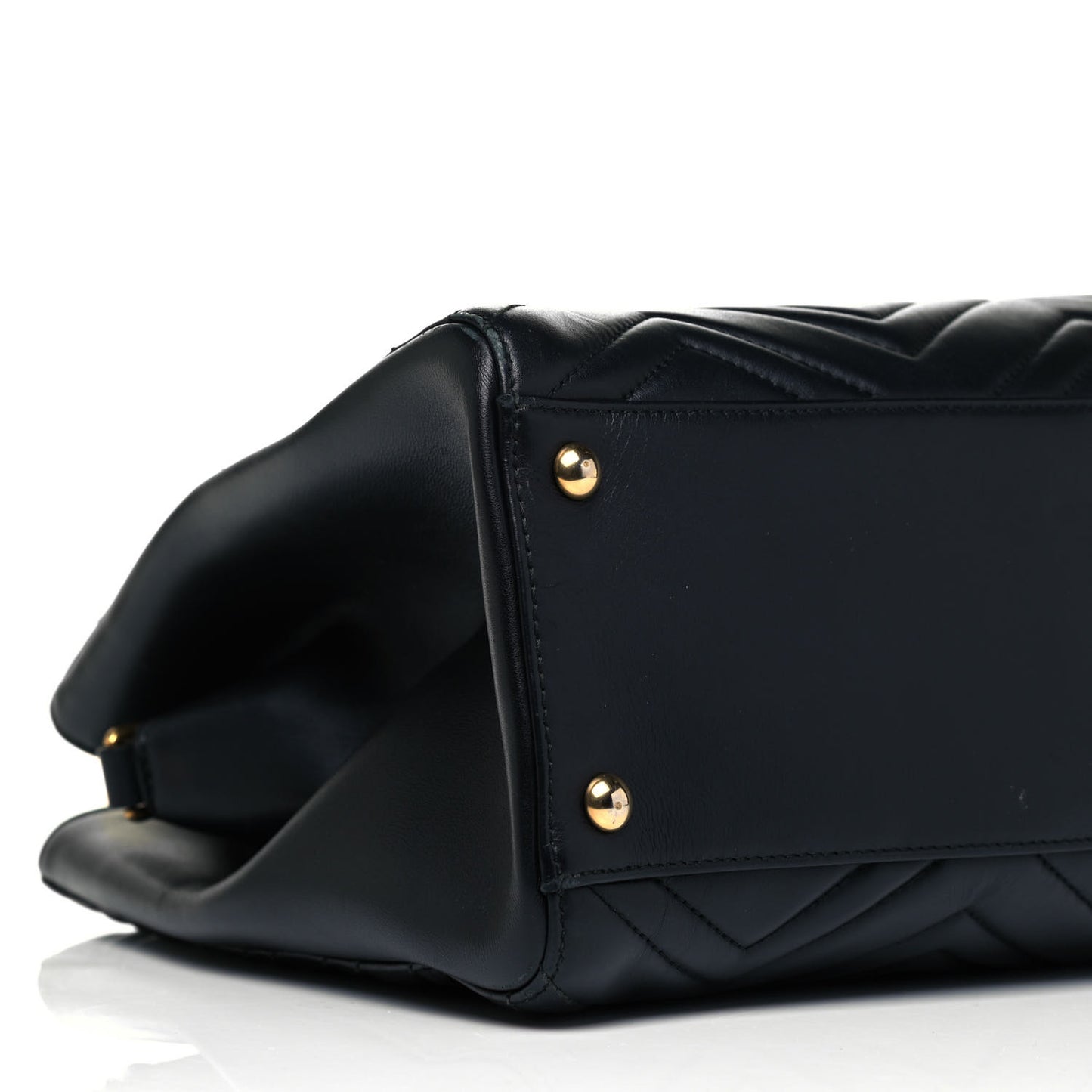 Calfskin Matelasse Medium GG Marmont Tote Black