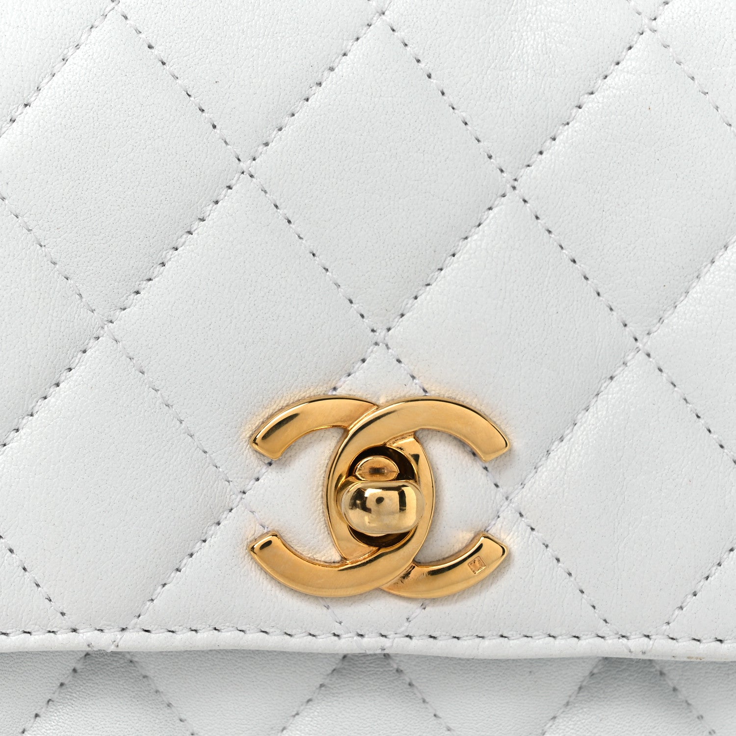 Chanel Lambskin Quilted Flap Waist Belt Bag 75 30 White 19 of 29