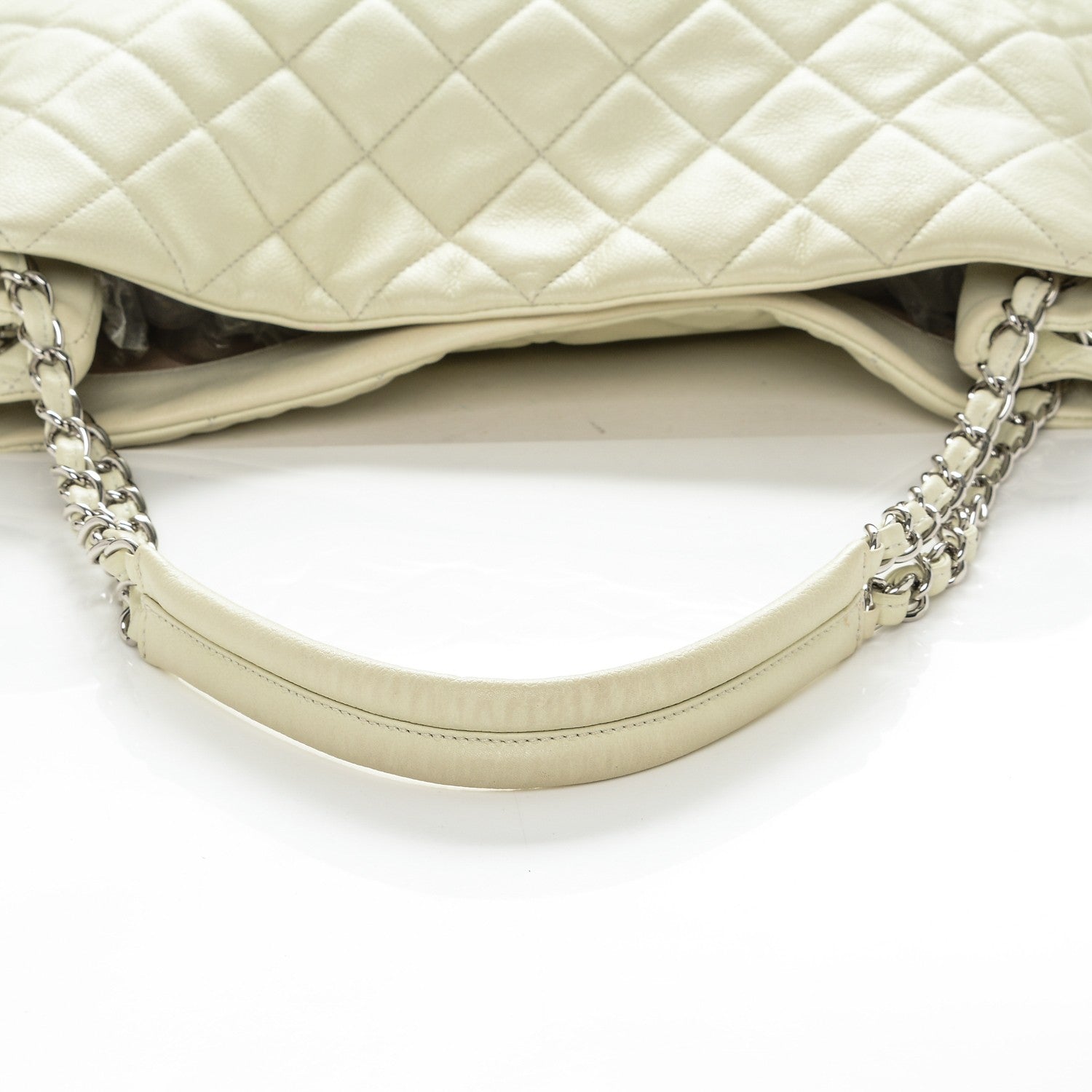 Chanel Caviar Quilted Expandable Zip Shoulder Bag White 7 of 8