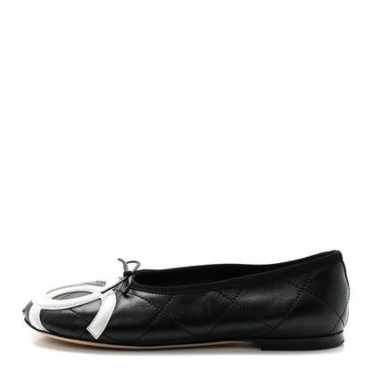 Chanel Lambskin Quilted CC Cambon Ballet Flats 38 Black White 1 of 9