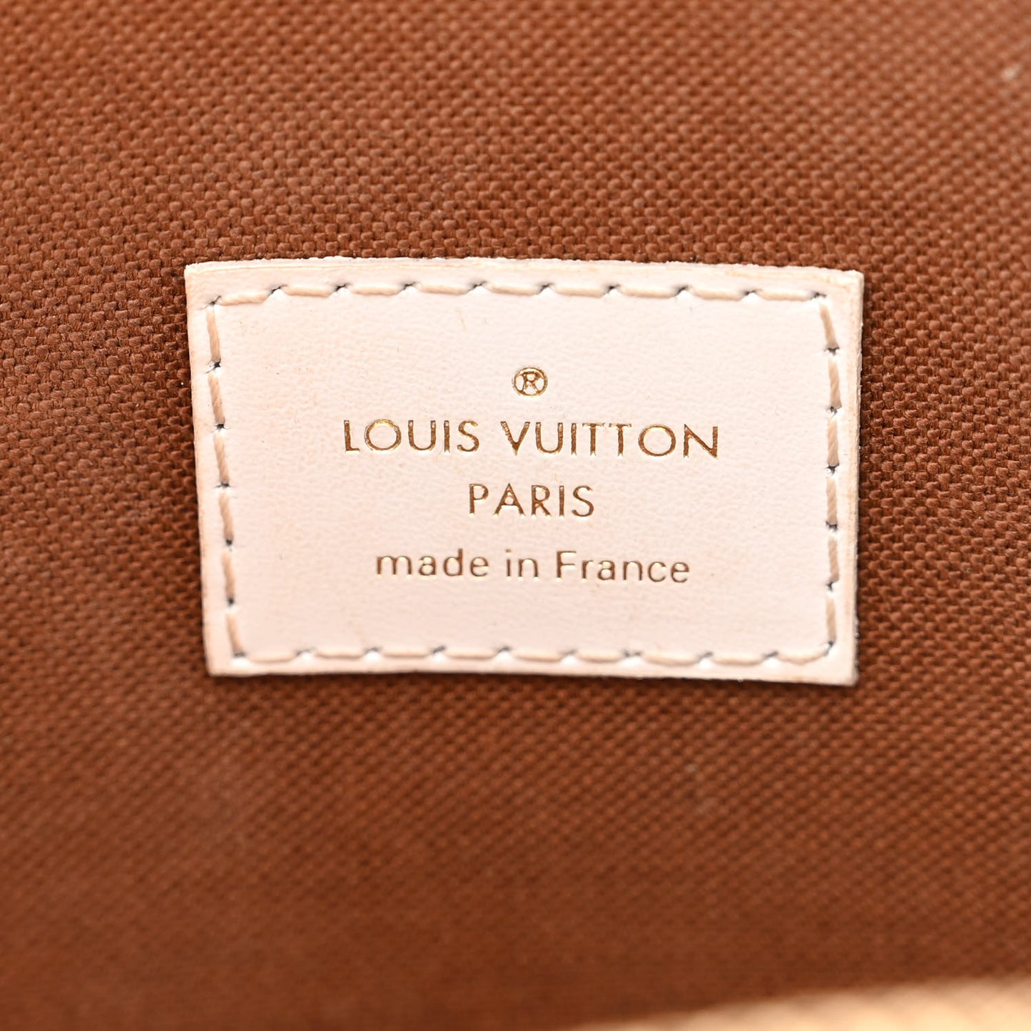 Monogram LV Match Ellipse BB White