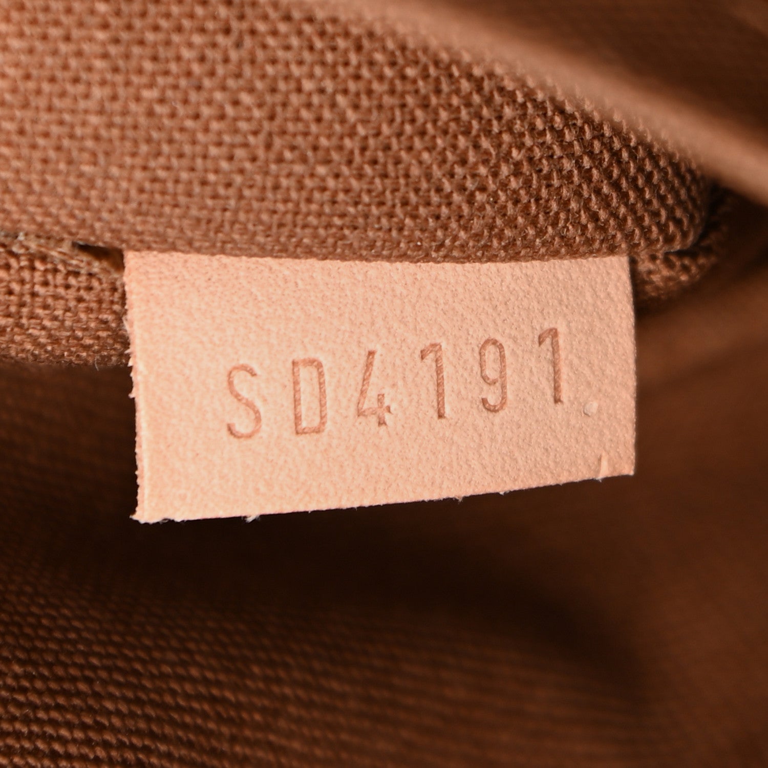 Louis Vuitton Monogram Thames PM 8 of 11