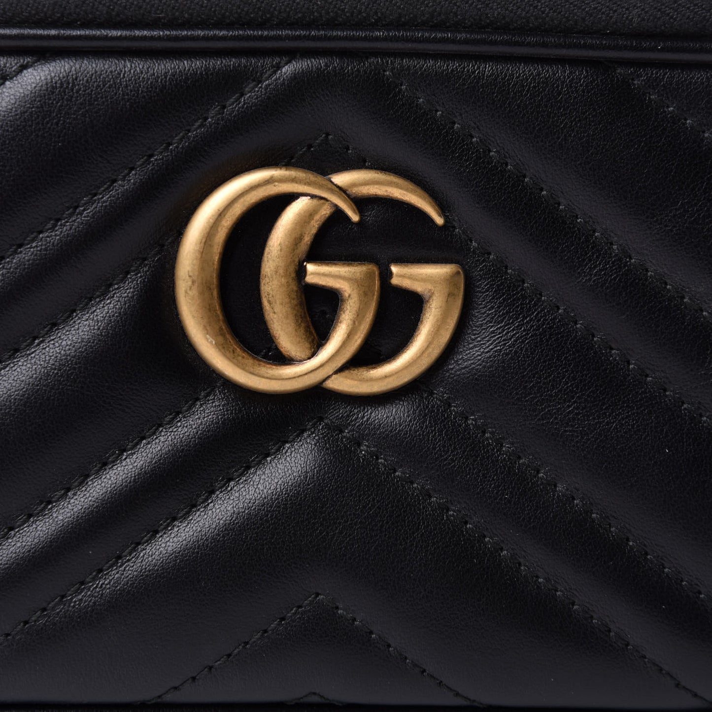 Calfskin Matelasse Mini GG Marmont Chain Crossbody Bag Black
