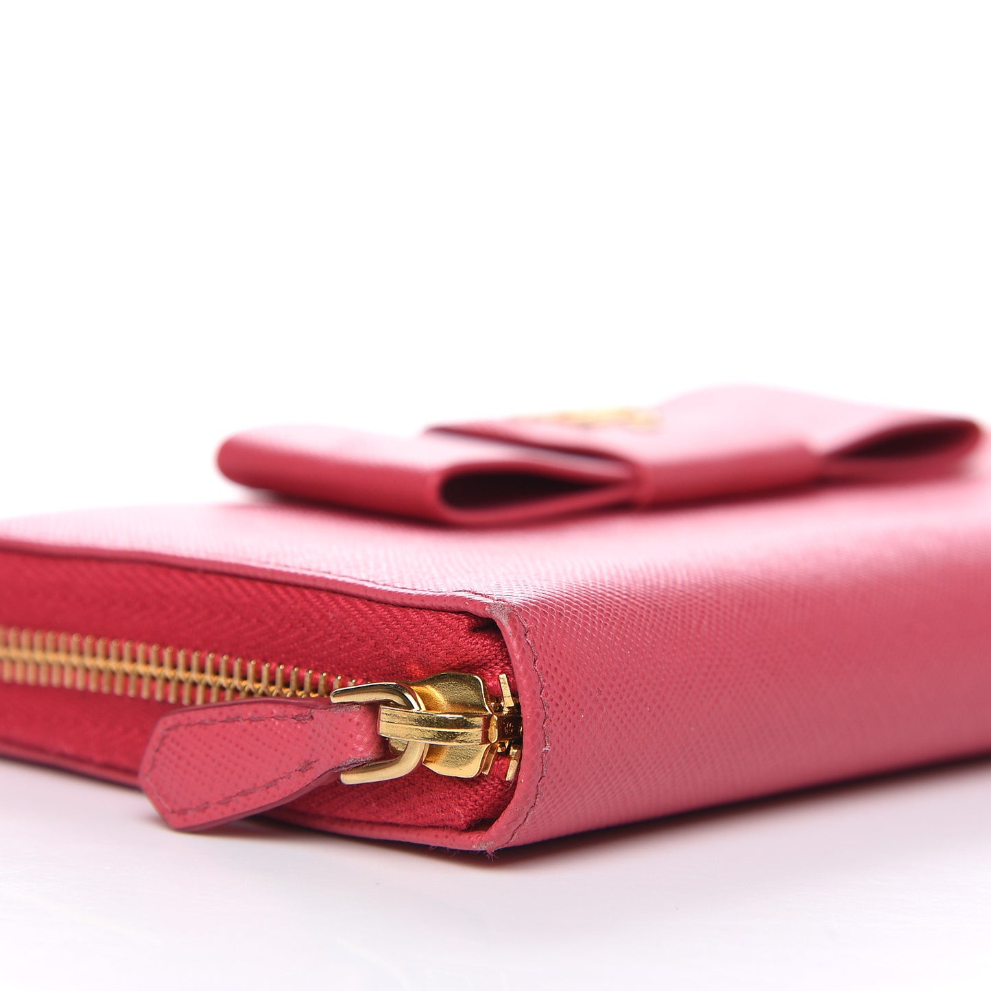 Saffiano Fiocco Bow Zip Around Wallet Peonia