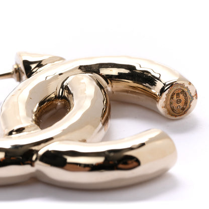 Chanel Metal Large CC Earrings Light Gold 4 of 5