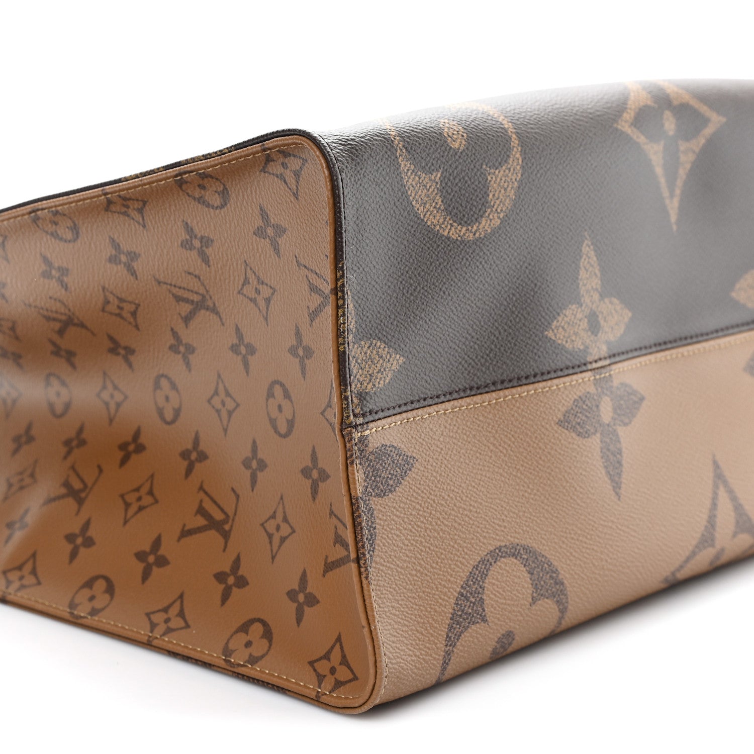 Louis Vuitton Reverse Monogram Giant Onthego GM 8 of 9