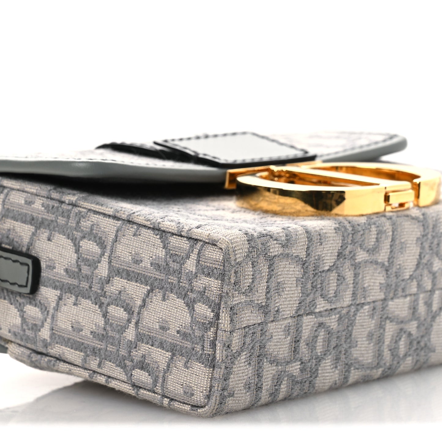 Oblique 30 Montaigne Box Bag Grey