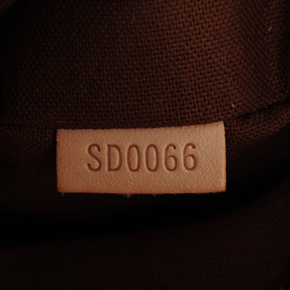 Louis Vuitton Monogram Batignolles Horizontal 7 of 10
