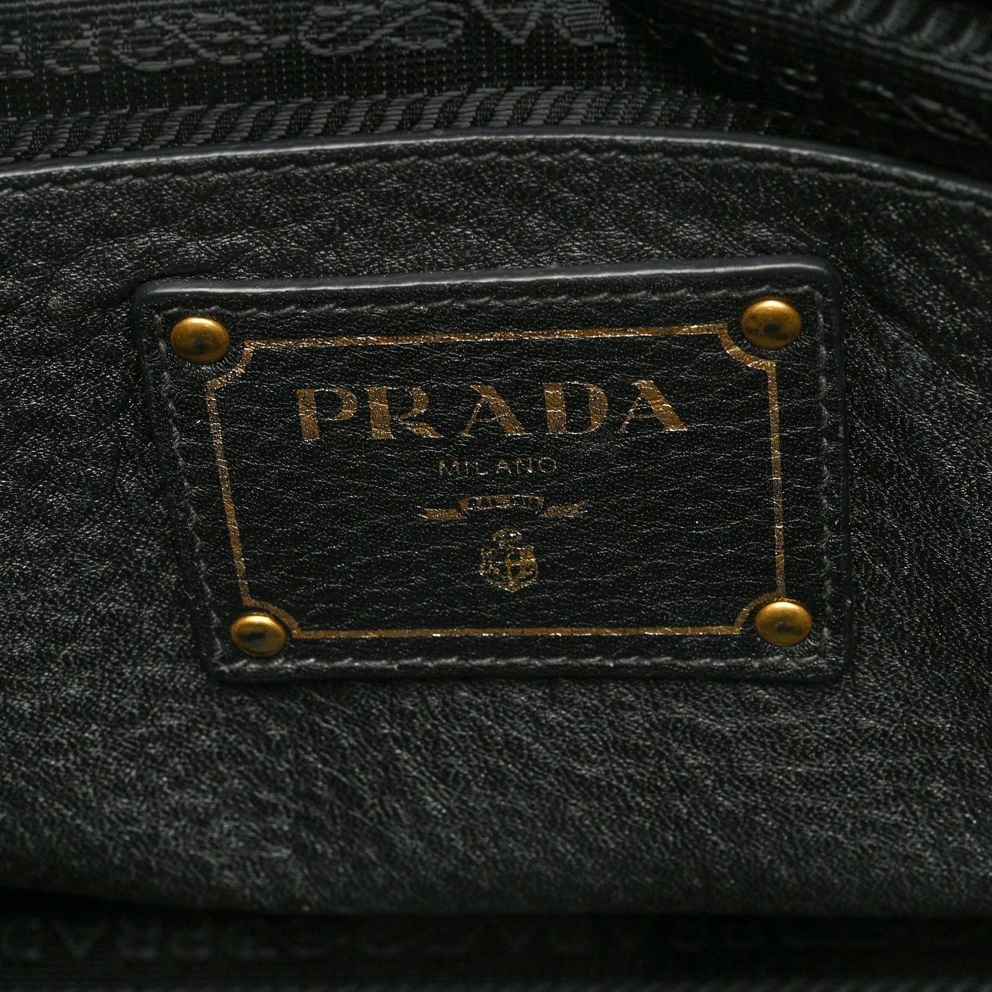 Vitello Daino Double Zip Tote Black