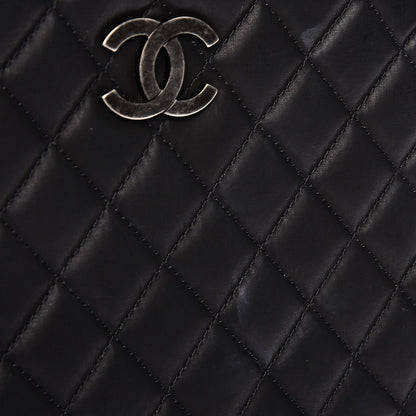 Chanel Lambskin x Monster Wireless Headphones w/ Case Black 14 of 15