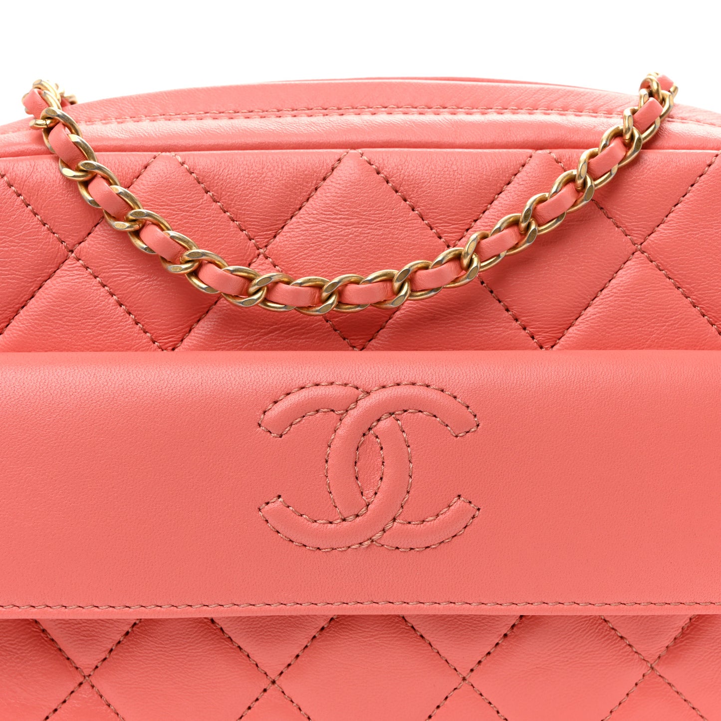 Lambskin Quilted Chain & Tassel Small Camera Case Pink