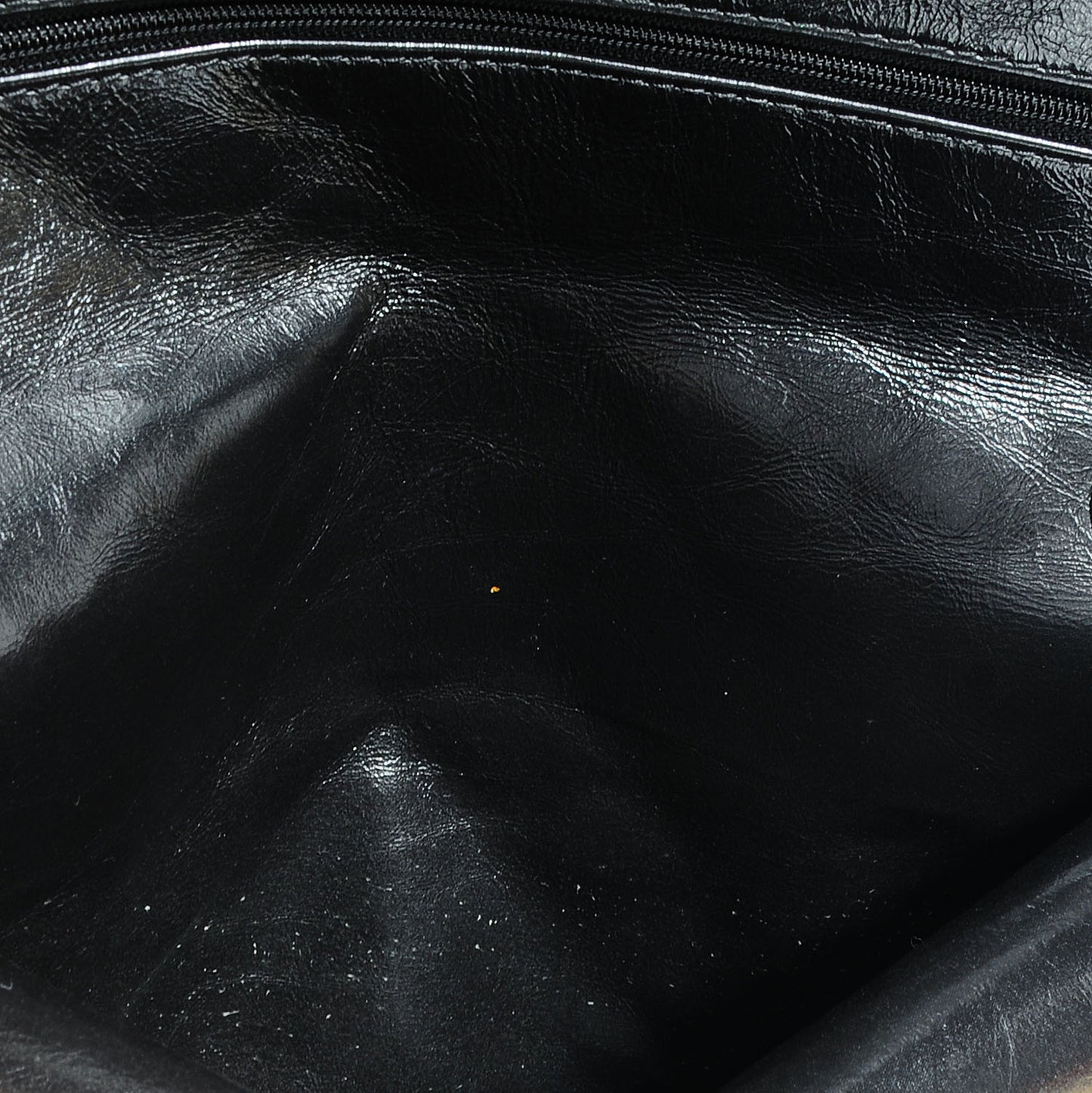Glazed Calfskin 2.55 Reissue 226 Black Flap