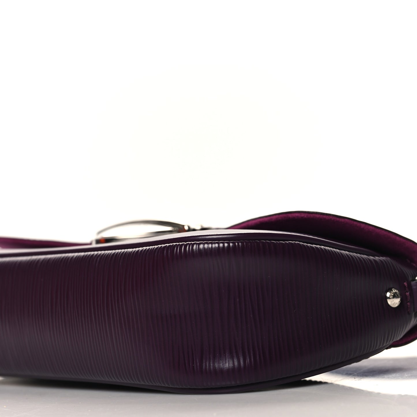 Epi Montaigne Clutch Cassis