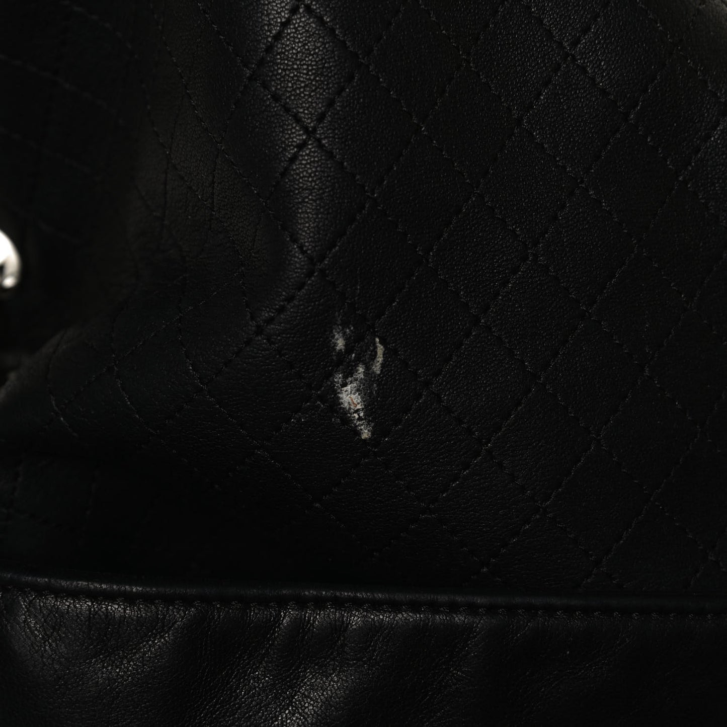 Lambskin Medium Soft and Chain Flap Black
