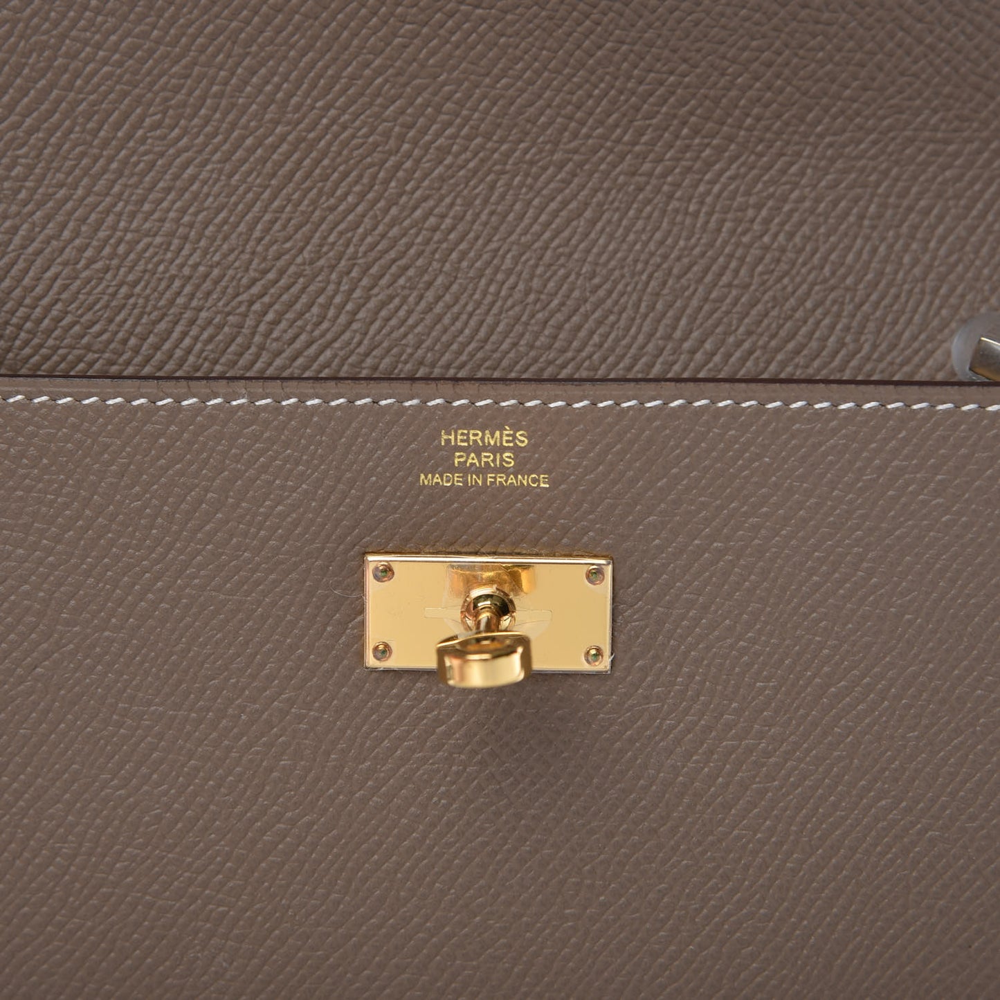 Epsom Kelly Longue Wallet Etoupe