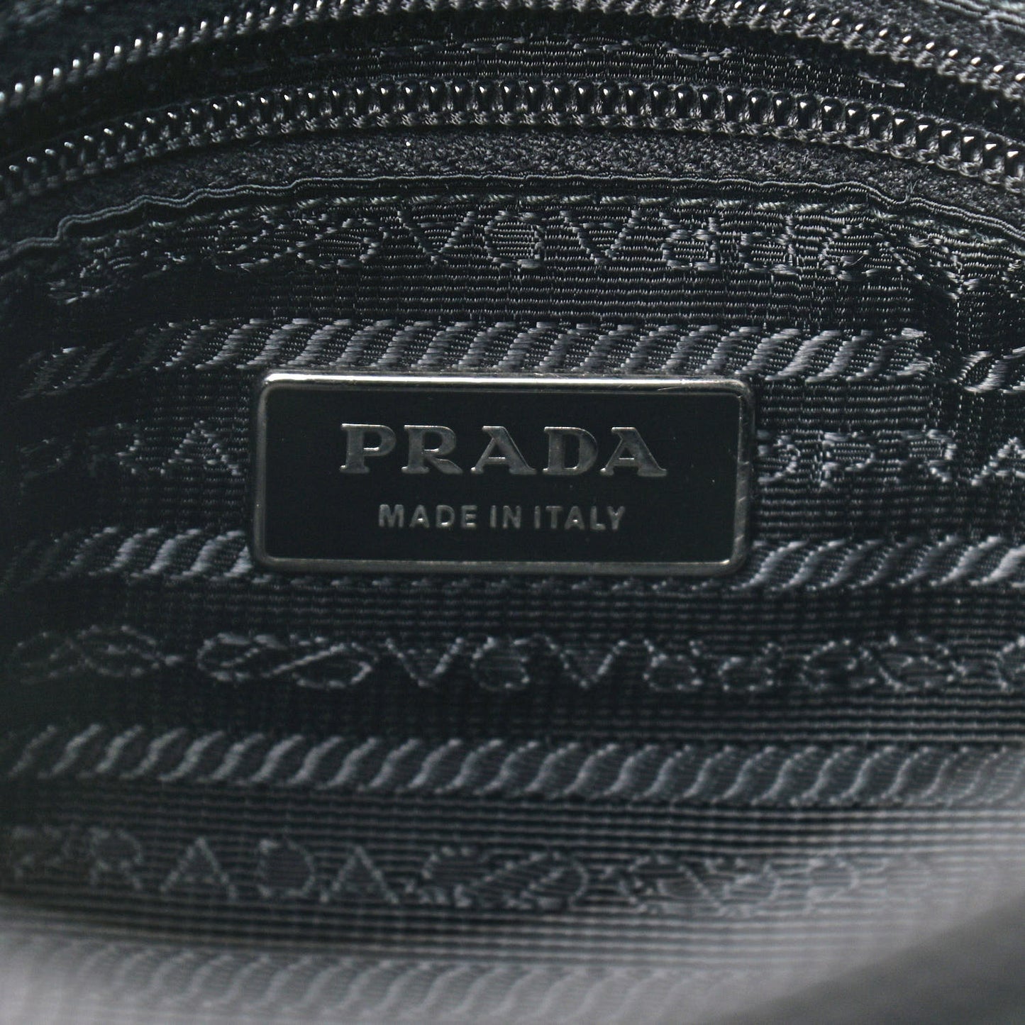 Nylon Vela Flat Messenger Bag Black