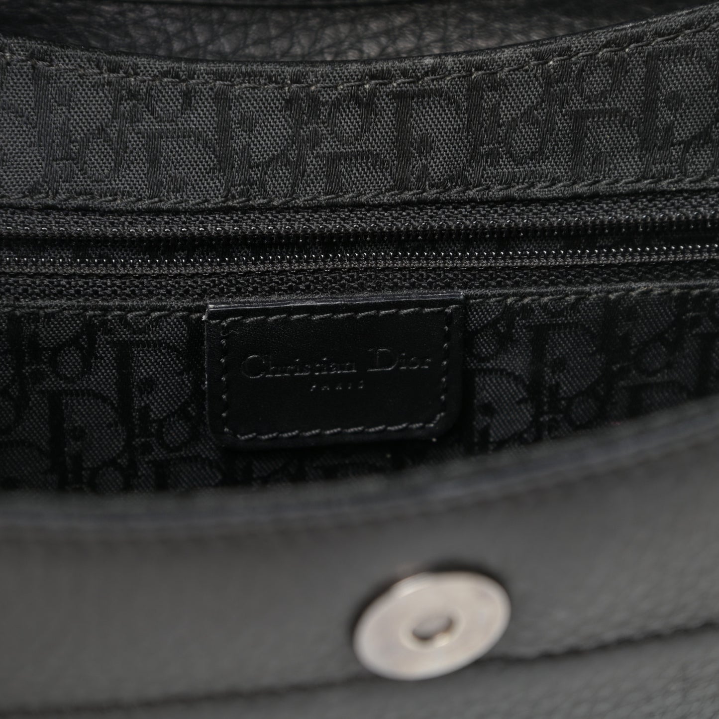 Calfskin Street Chic Bag Black
