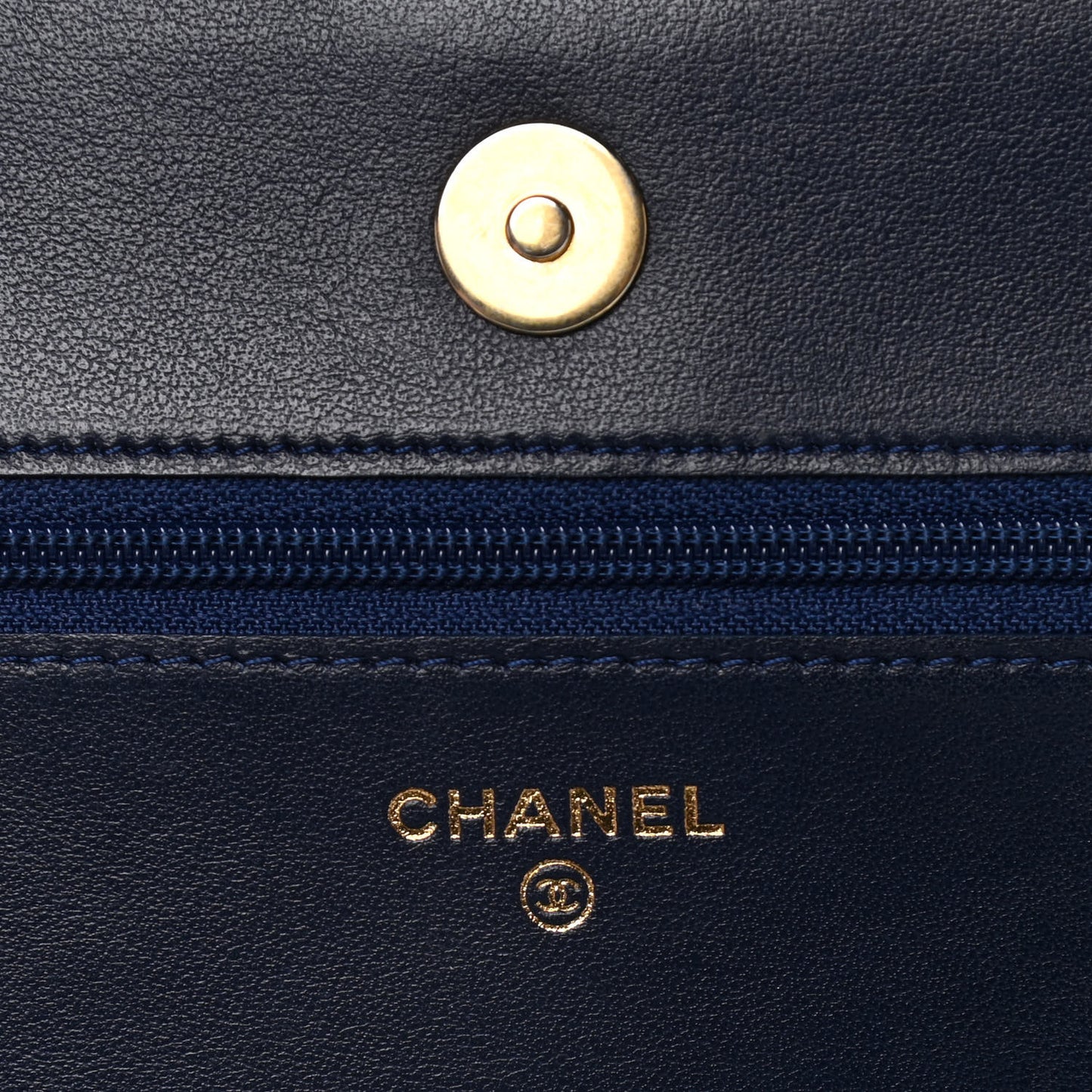 Caviar Quilted Boy Wallet On Chain WOC Navy