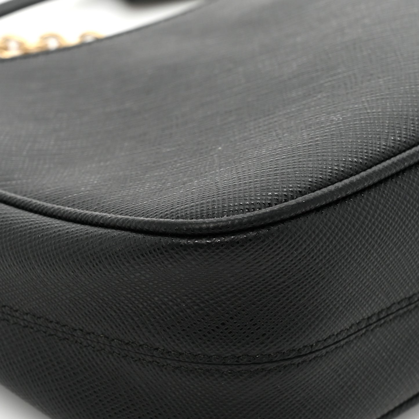 Saffiano Lux Re-Edition 2005 Shoulder Bag Black