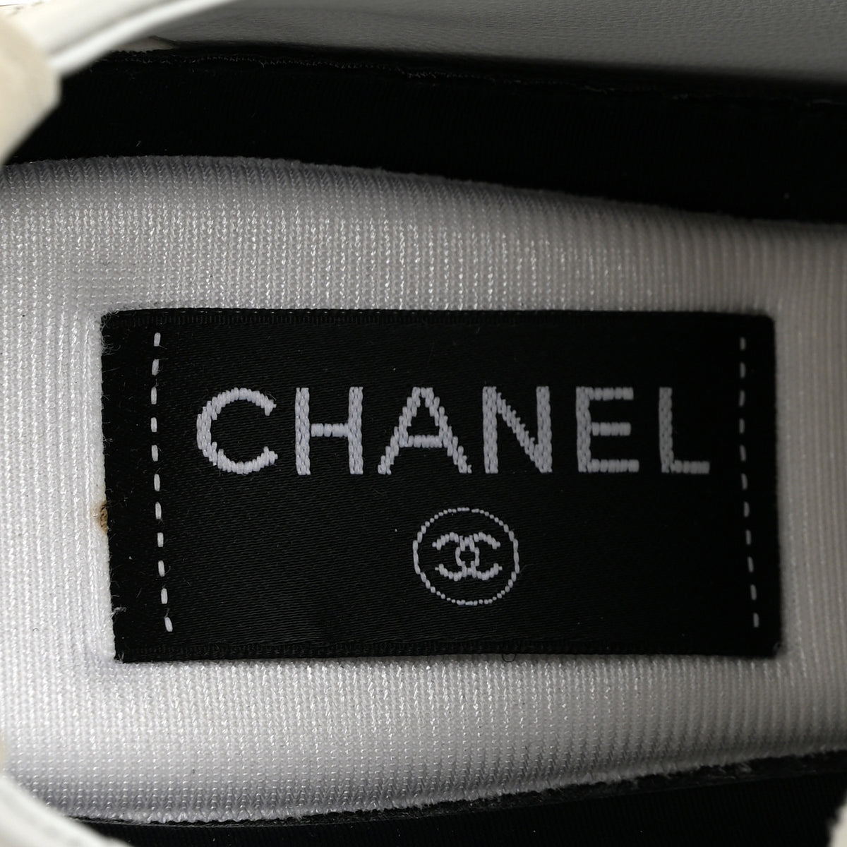 Chanel Calfskin Embossed Suede Sneakers 38.5 White Black 6 of 11