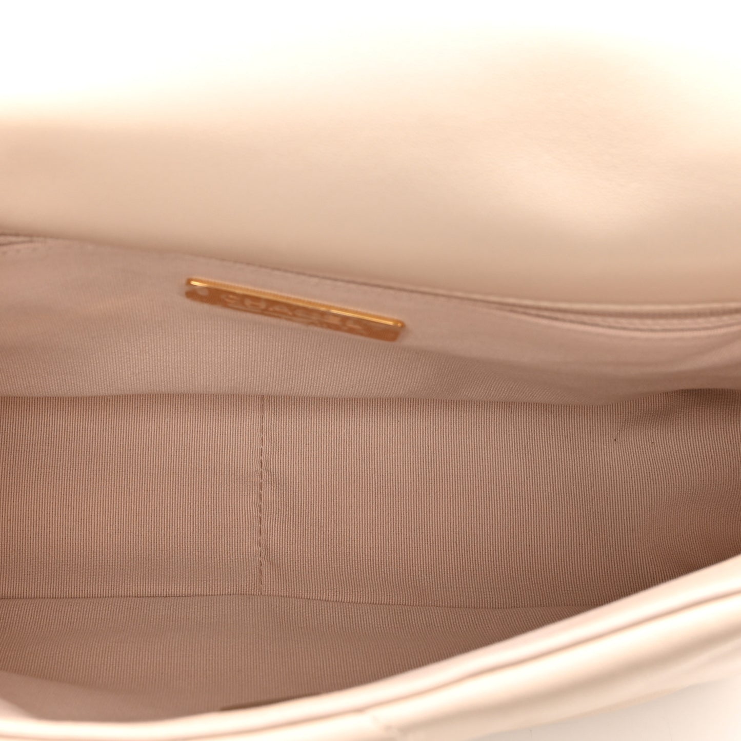 Lambskin Quilted Medium Chanel 19 Flap Light Beige