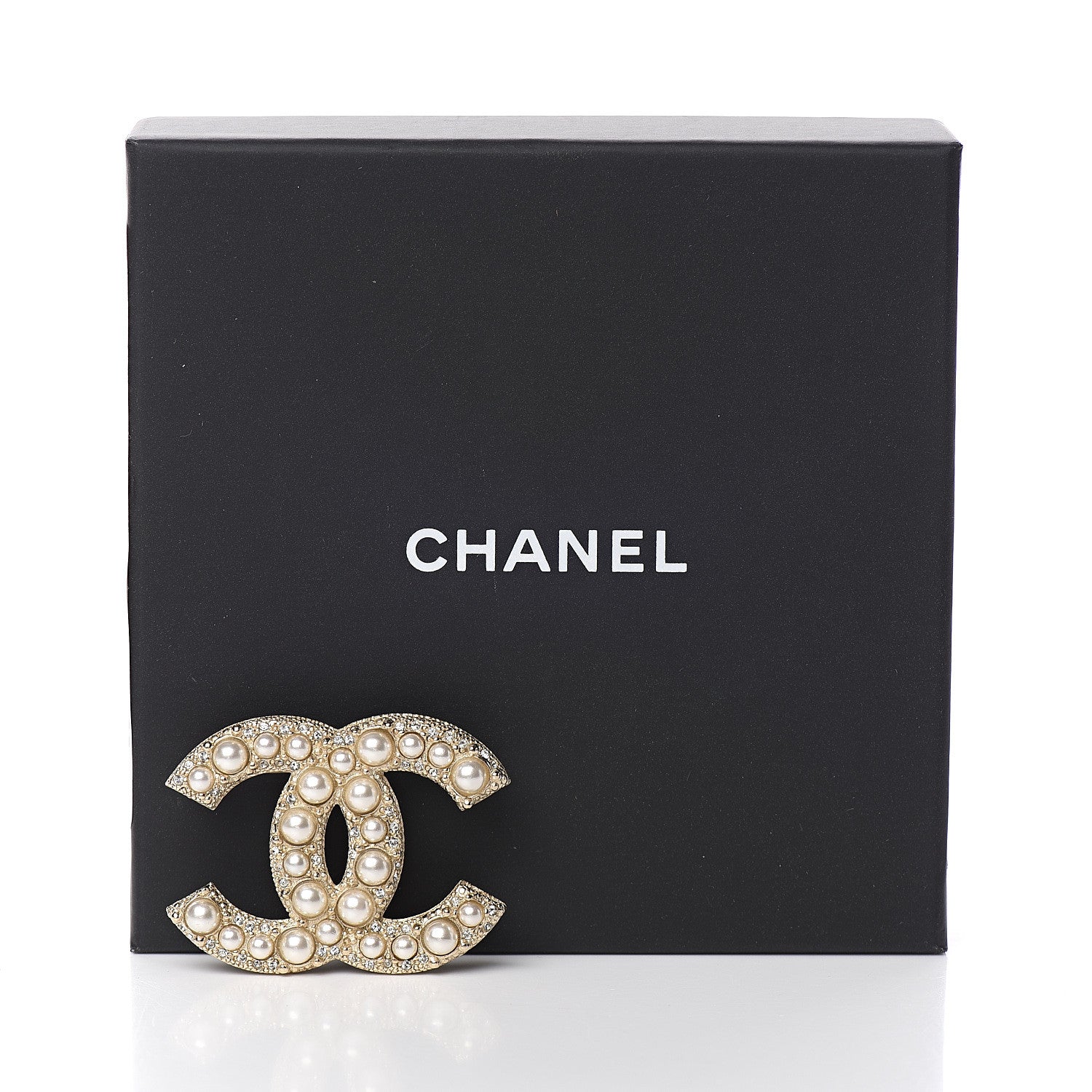 Chanel Pearl Crystal CC Brooch Light Gold 4 of 4