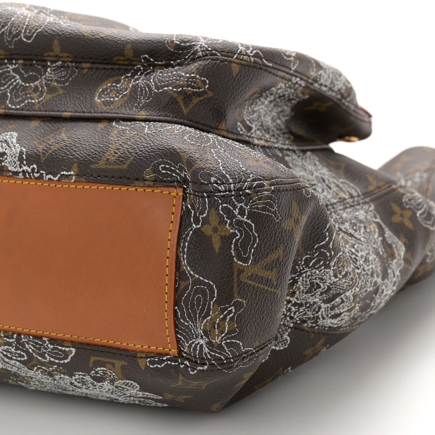 Monogram Dentelle Fersen Gold