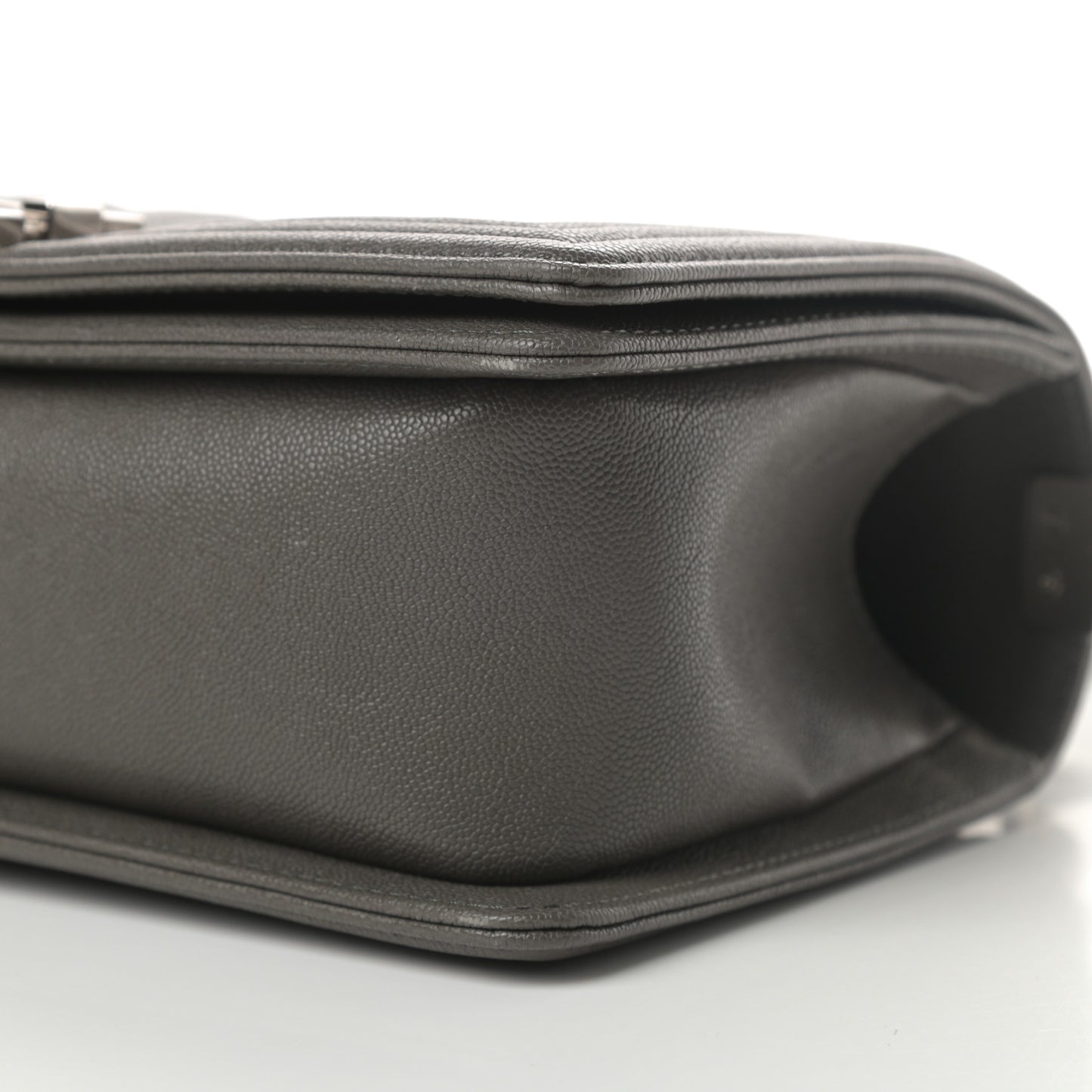 Caviar Quilted Medium Boy Flap Grey
