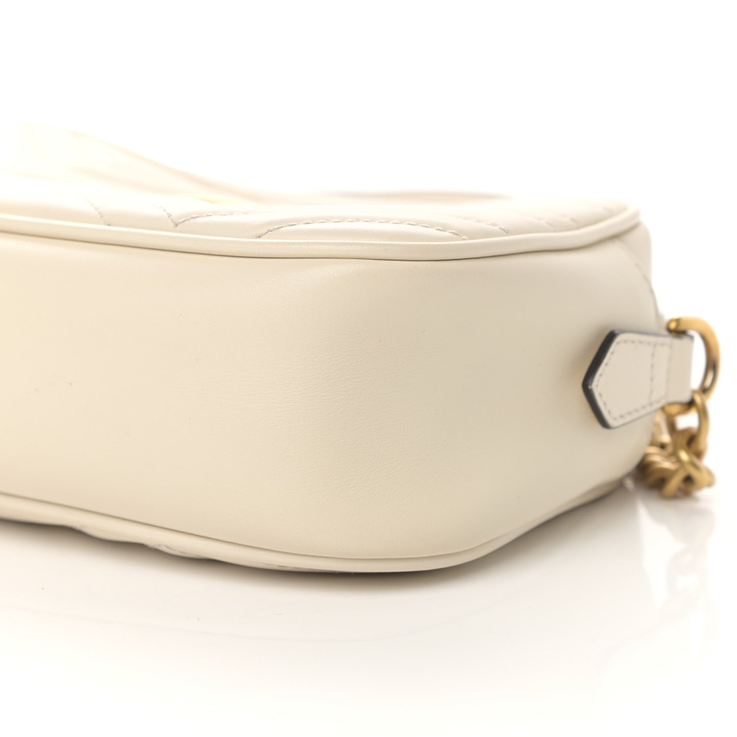 Calfskin Matelasse Small GG Marmont Chain Shoulder Bag White