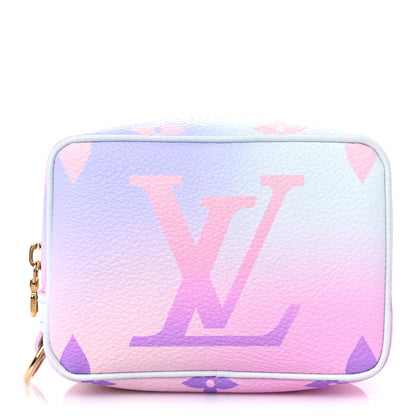 Louis Vuitton Monogram Giant Spring In The City Wapity Case Sunrise Pastel 2 of 8