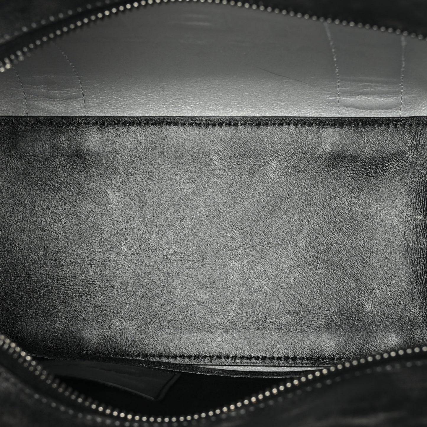 Distressed Calfskin Medium The Tote Bag Black