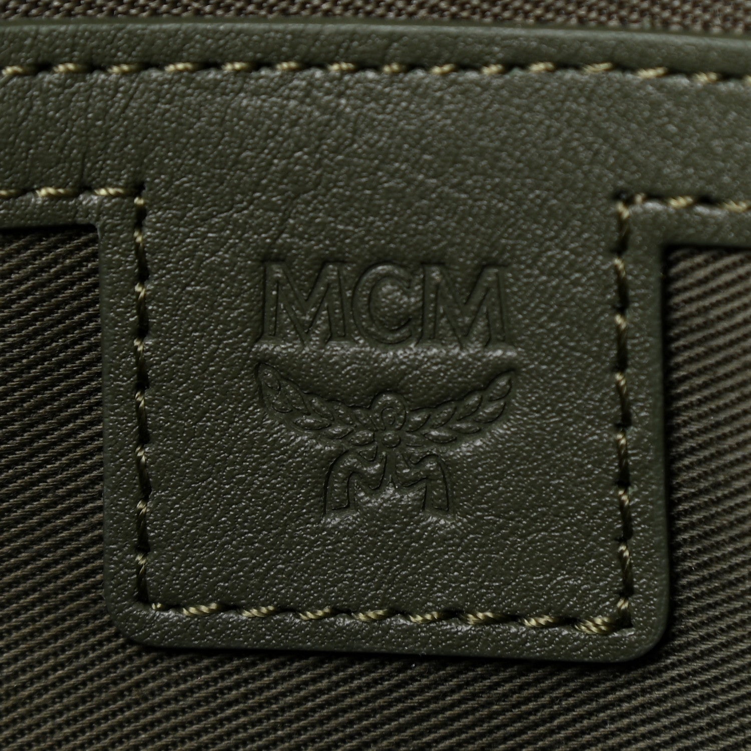 MCM Visetos Large Zip Pouch Winter Moss 6 of 7